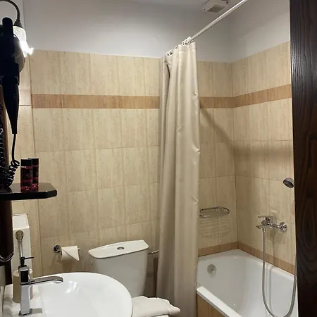 ρόδον Pensión Káto Loutrákion