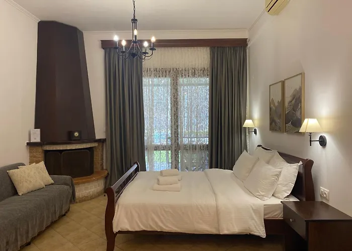 ρόδον Πανσιόν Káto Loutrákion